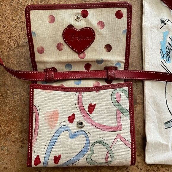 Brighton heart print canvas crossbody wallet - Picture 4 of 9